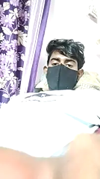 Snapshot of piyush_7inch chatting on December 28, 4:20 pm piyush 7inch online show from December 28, 4:20 pm