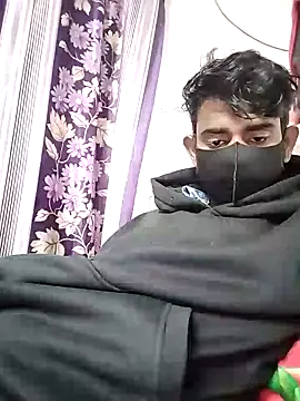 Snapshot of piyush_7inch chatting on December 30, 8:32 am piyush 7inch online show from December 30, 8:32 am