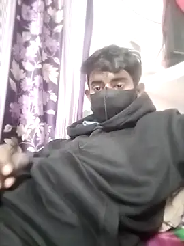Snapshot of piyush_7inch chatting on January 1, 3:46 pm piyush 7inch online show from January 1, 3:46 pm