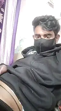 Snapshot of piyush_7inch chatting on January 14, 7:38 am piyush 7inch online show from January 14, 7:38 am