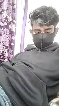 Snapshot of piyush_7inch chatting on January 16, 8:54 am piyush 7inch online show from January 16, 8:54 am