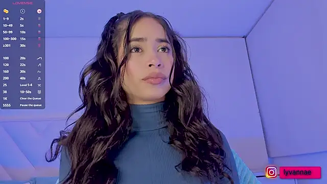 Snapshot of misscassidy_ chatting on March 10, 2:16 am misscassidy online show from March 10, 2:16 am