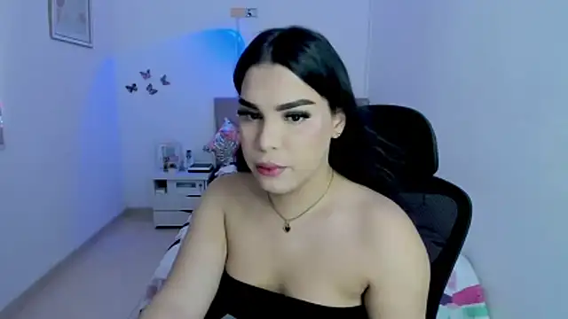 Snapshot of linda_zaam83866 chatting on October 27, 5:50 pm linda zaam83866 online show from October 27, 5:50 pm