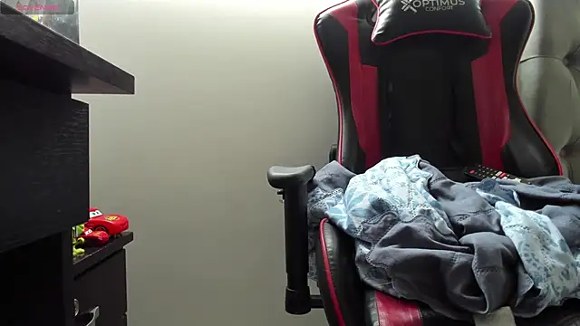 gracekelly12 online show from December 2, 12:32 pm