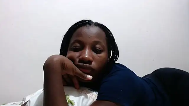 Snapshot of kharoll chatting on June 17, 11:38 pm kharoll online show from June 17, 11:38 pm