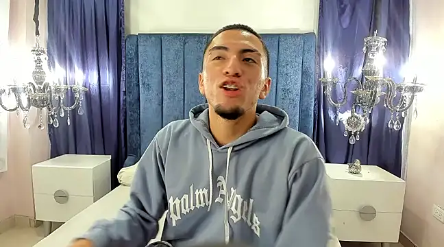 Snapshot of King_Dante_ chatting on January 23, 10:44 pm King Dante  online show from January 23, 10:44 pm
