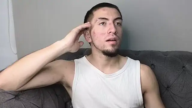 Snapshot of King_Dante_ chatting on October 3, 7:44 pm King Dante  online show from October 3, 7:44 pm