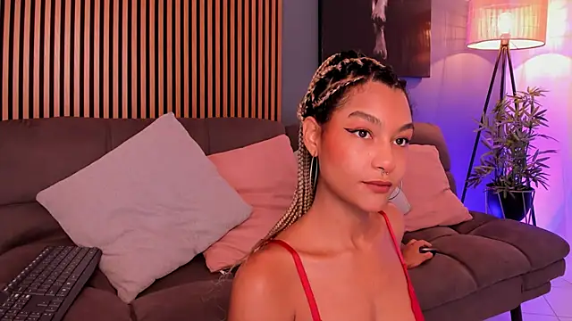 Snapshot of Johaphyton chatting on February 5, 2:00 pm Johaphyton online show from February 5, 2:00 pm