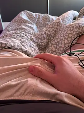 Snapshot of Tim67_12 chatting on January 19, 3:16 pm Tim67 12 online show from January 19, 3:16 pm