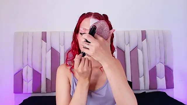 mia stanfort online show from October 31, 7:15 pm