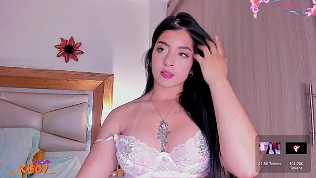 kimberly latin online show from October 18, 7:14 pm