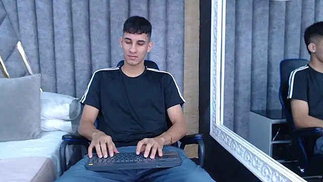 JakeMoxley online show from February 13, 2:31 pm