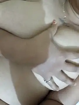 Neha8923 online show from October 3, 5:15 am