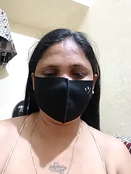 Snapshot of Neha8923 chatting on May 19, 4:57 pm Neha8923 online show from May 19, 4:57 pm