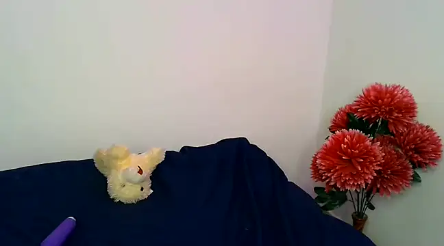 Snapshot of SUZY_FROMUS chatting on December 9, 12:08 pm SUZY FROMUS online show from December 9, 12:08 pm