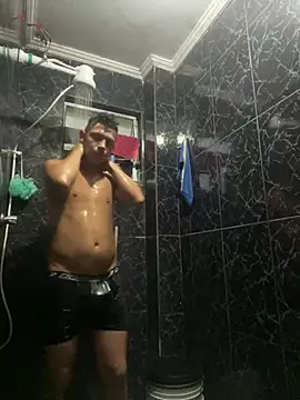 Snapshot of kauanzinhoofc chatting on January 6, 9:54 pm kauanzinhoofc online show from January 6, 9:54 pm