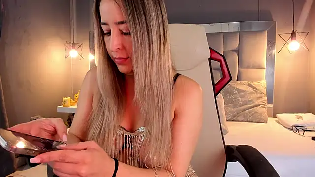 AliceSteel12 online show from December 6, 12:38 pm