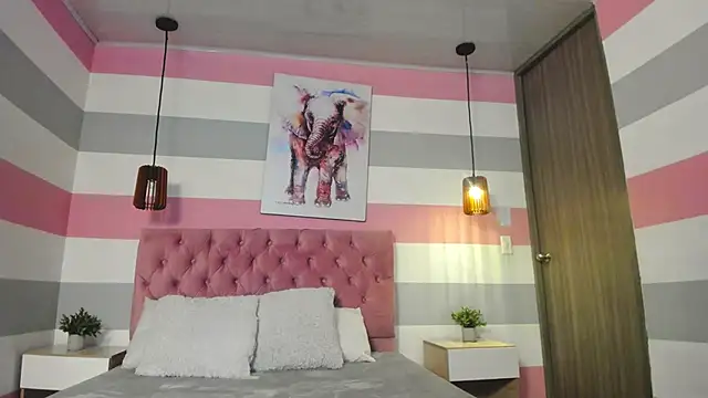 Snapshot of Carol_Pinter chatting on January 24, 12:10 pm Carol Pinter online show from January 24, 12:10 pm