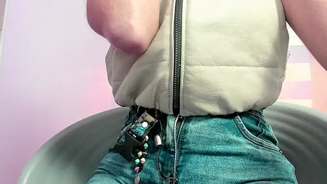 Snapshot of Carol_Pinter chatting on March 8, 12:09 pm Carol Pinter online show from March 8, 12:09 pm