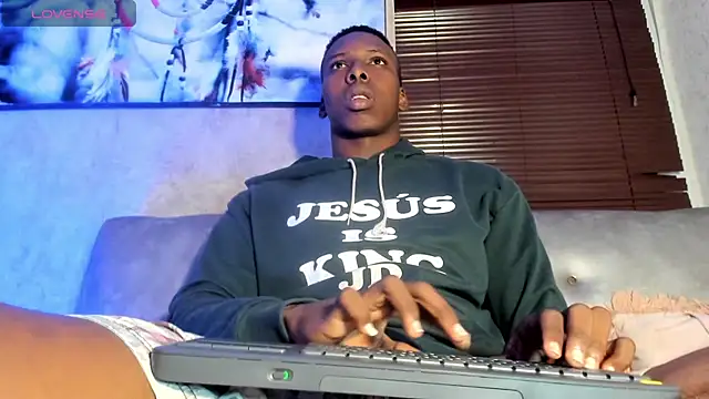 Snapshot of JD_THEBABY chatting on February 28, 12:31 pm JD THEBABY online show from February 28, 12:31 pm