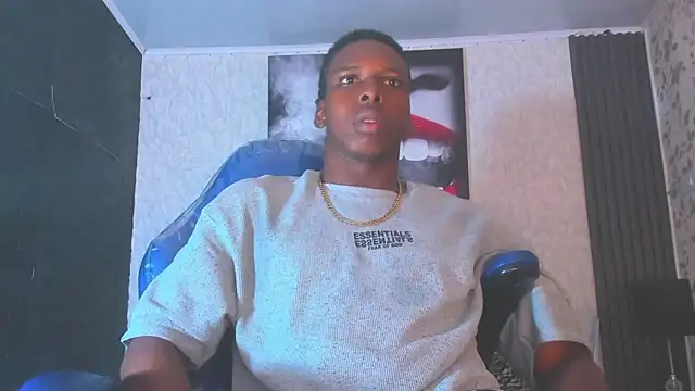 Snapshot of JD_THEBABY chatting on March 15, 12:45 pm JD THEBABY online show from March 15, 12:45 pm