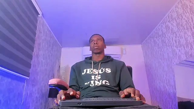 Snapshot of JD_THEBABY chatting on October 10, 12:48 pm JD THEBABY online show from October 10, 12:48 pm