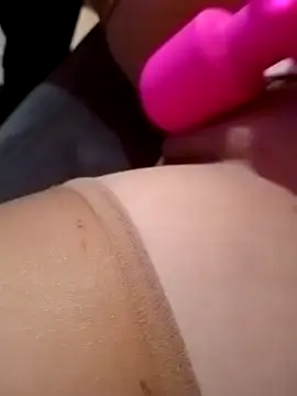 alevvv3509 online show from December 3, 12:38 pm