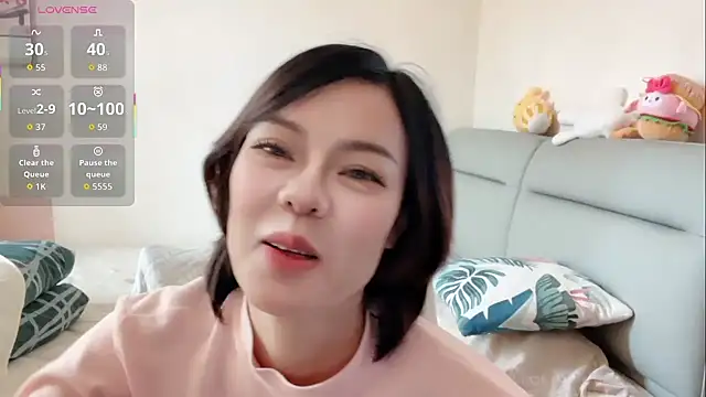 Linda-LL online show from April 24, 3:53 am