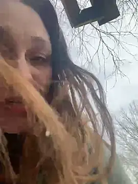 Snapshot of IvanaPlenty chatting on December 22, 4:48 pm IvanaPlenty online show from December 22, 4:48 pm