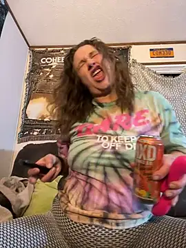 Snapshot of IvanaPlenty chatting on January 6, 11:18 am IvanaPlenty online show from January 6, 11:18 am