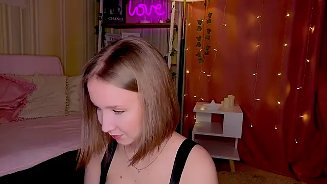 ms evasweet online show from November 17, 1:17 pm