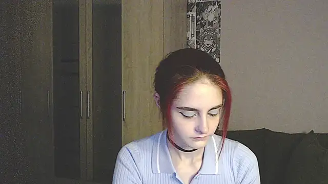 Snapshot of scarlettharrison09 chatting on December 4, 8:45 am scarlettharrison09 online show from December 4, 8:45 am