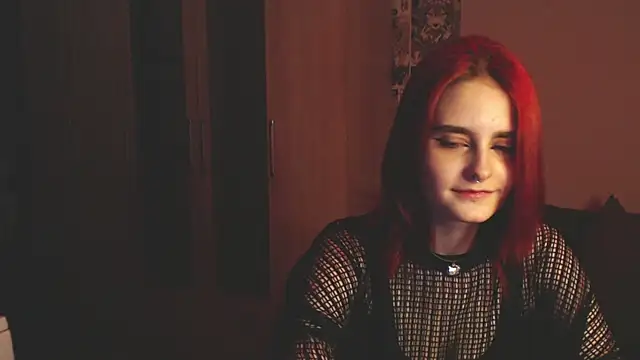 Snapshot of scarlettharrison09 chatting on December 6, 7:01 pm scarlettharrison09 online show from December 6, 7:01 pm