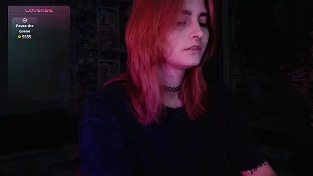 Snapshot of scarlettharrison09 chatting on October 19, 6:52 pm scarlettharrison09 online show from October 19, 6:52 pm