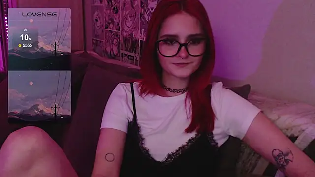 Snapshot of scarlettharrison09 chatting on February 18, 2:46 pm scarlettharrison09 online show from February 18, 2:46 pm