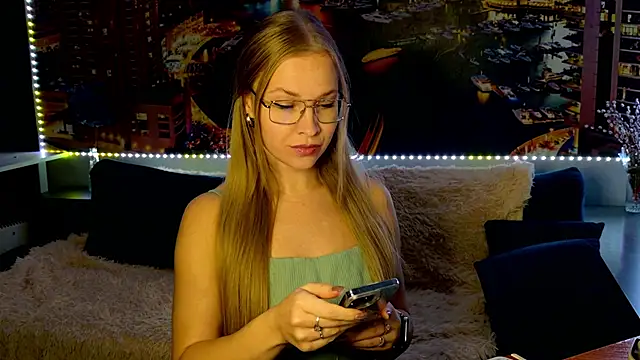 pusyavykusya online show from November 1, 8:00 pm