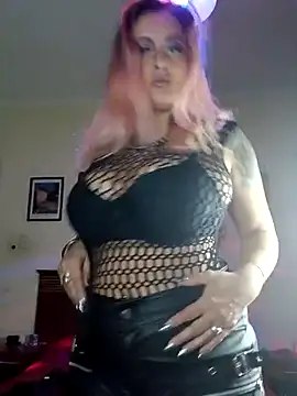 Snapshot of DesireSatler chatting on May 29, 4:21 am DesireSatler online show from May 29, 4:21 am