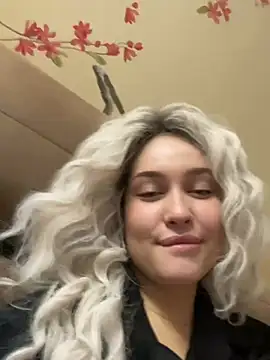 KikiWatson online show from January 5, 12:31 pm