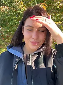 KikiWatson online show from September 27, 5:56 am