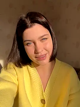 KikiWatson online show from October 18, 1:12 pm