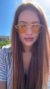 KikiWatson online show from June 6, 7:02 am