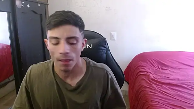 kv   xxx  online show from October 4, 5:00 pm