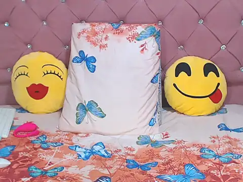 sharonbrown28 online show from October 29, 9:49 pm