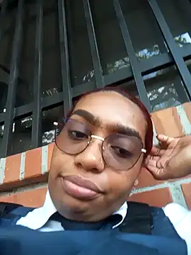 Cinnamon-Skin online show from January 2, 8:02 pm