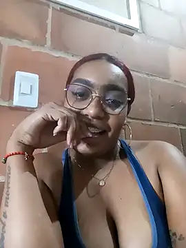 Cinnamon-Skin online show from January 14, 1:15 am