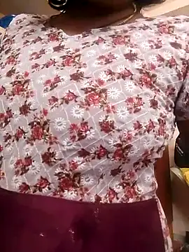 Snapshot of sneha_telugu_girl chatting on January 13, 7:21 am sneha telugu girl online show from January 13, 7:21 am