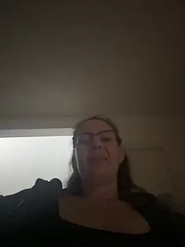 Snapshot of uber_babe chatting on December 24, 7:44 pm uber babe online show from December 24, 7:44 pm