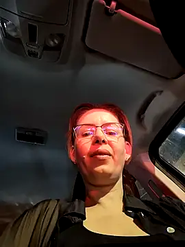 Snapshot of uber_babe chatting on January 15, 3:50 pm uber babe online show from January 15, 3:50 pm