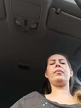 Snapshot of uber_babe chatting on January 22, 2:46 pm uber babe online show from January 22, 2:46 pm