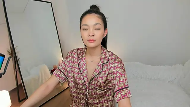 Peopleneedlove144 online show from February 4, 7:55 pm